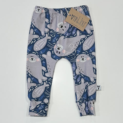 SALE -baby leggings - seals