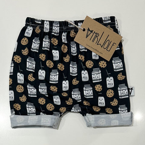 SALE - Milk & Cookies Short